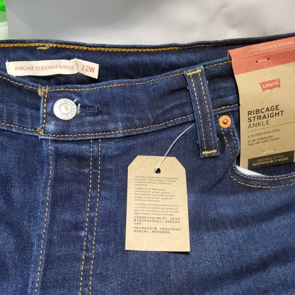 Plus Size Levi's® Ribcage Straight Ankle Jean 14-inch highest rise  Size 22W - Picture 8 of 11